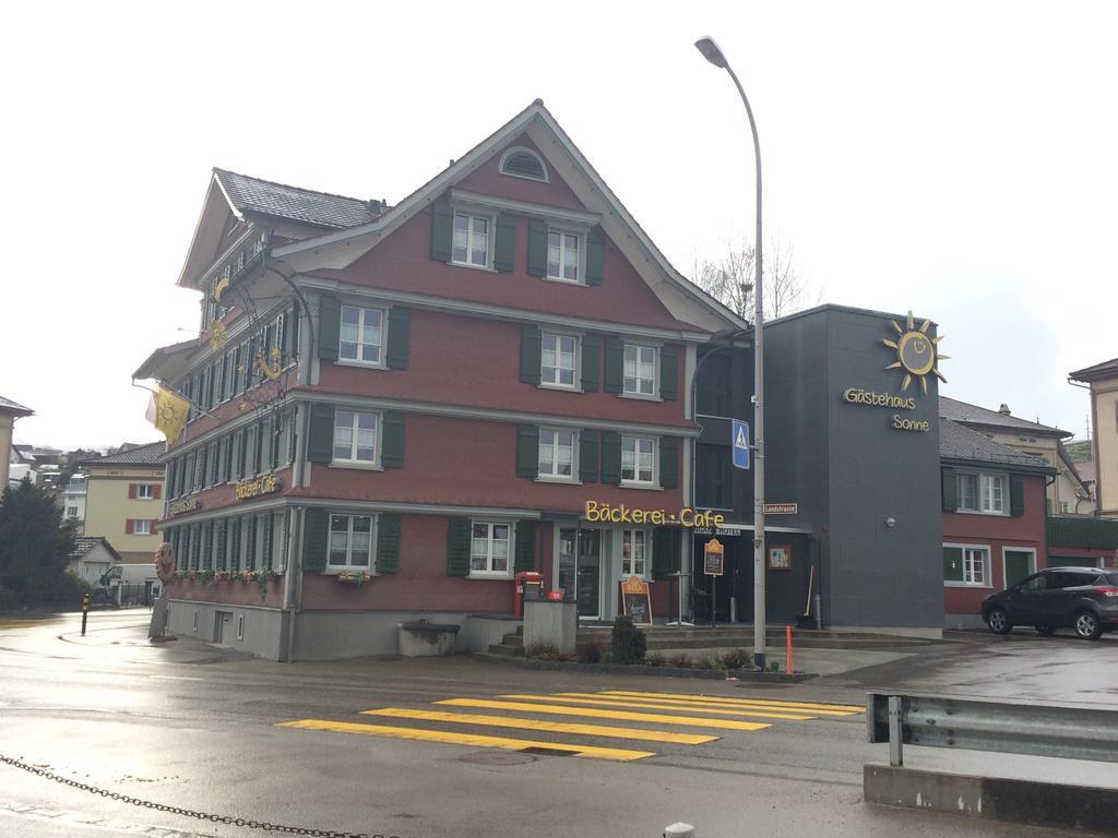 गेस्ट हाउस Gastehaus Sonne